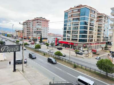 Trabzon Söğütlüde Cadde Üstünde Satılık Dükkan+Otel 17
