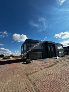 Kızıltepe Yeni Galericiler Sitesi Satılık Dükkan