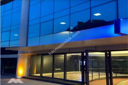 Şişli'de Satılık 2.500 M² Plaza Katı 3