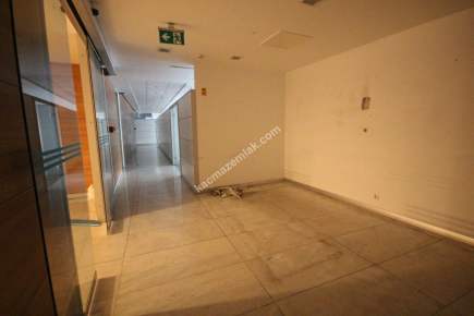 Şişli'de Satılık 2.500 M² Plaza Katı 7