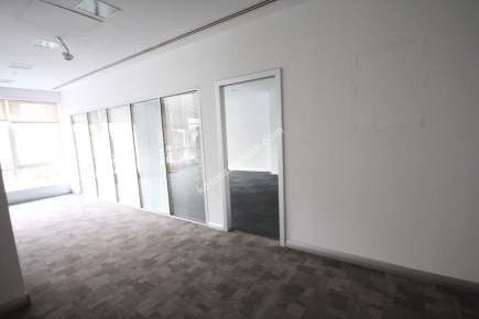 Şişlide Satılık 7.500 M2 Plaza 15