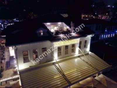 Boğaz Manzaralı, İskeleli, Denize Sıfır 3 Katlı Yalı 2