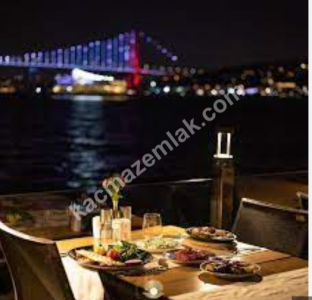 Boğaz Manzaralı, İskeleli, Denize Sıfır 3 Katlı Yalı 4