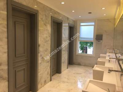 Üsküdar Çengelköy'de İskeleli Boğaz Manzaralı Yalı 17