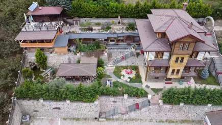 Trabzon Bengisuda Satılık Tarihi Görünümlü Konak 7
