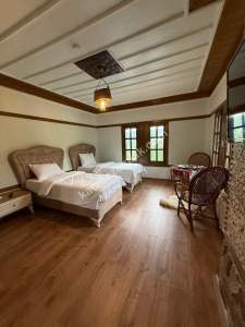 Trabzon Bengisuda Satılık Tarihi Görünümlü Konak 25