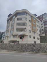 Trabzon Soğuksu Da Satılık 300M2 Kullanım Dublex Daire,
