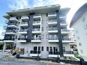 Mahmutlar Liva 4'Te Satılık 1+1 Full Aktiviteli Daire