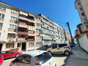 Osmangazi Ortapazar Cad Tophanede Satılık 3+1 Daire