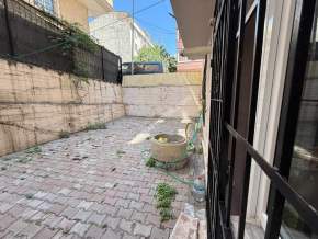 Belediye'Ye 150 Metre 3+1 120 M2 Müstakil Bahçeli