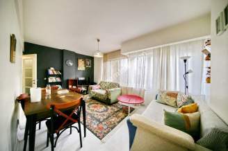 Altıntepe'De Ulaşıma Yakın Katta Ferah 2+1