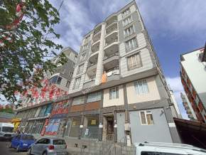 Siirt Merkez Kara Yolları Yanı Satılık 2+1 Daire