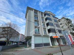 Çorlu Çetin Emeç Bulvarında Satılık Boş Temiz 3+1 Daire