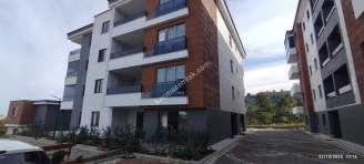 Beşikdüzü Adacıkta Site İçinde Satılık 3+1 Daire