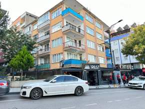 Trabzon Kalkınma Da Cadde Üstünde Satılık Daire