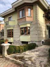 Trabzon Yomra Kaşüstünde Satılık Lüks Villa