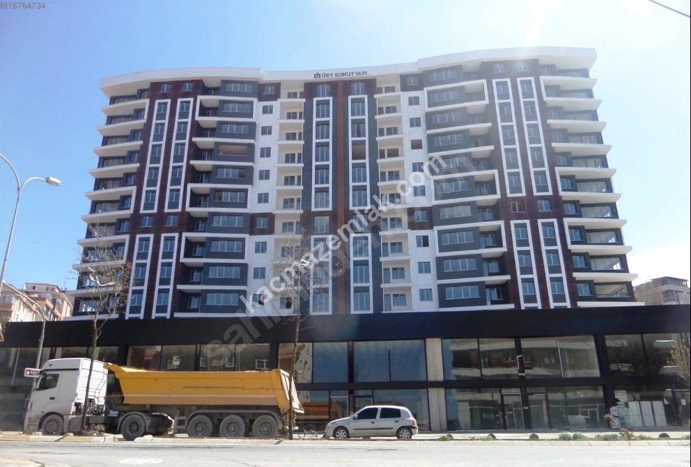 sancaktepe yenidogan merkezde sitede satilik 2 1 daire a214991