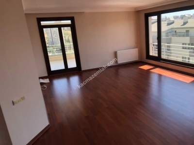 Çankaya Aykon Yeşil Vadi Sitesi'nde Kiralık 4+1 Daire 23