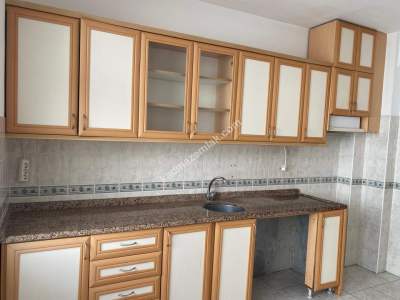 Kaçmaz Emlak'tan Aşağıhisar'da 3+1 Kiralık 4