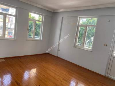 Kaçmaz Emlak'tan Aşağıhisar'da 3+1 Kiralık 10