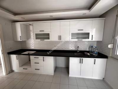 Manavgat Perşembe Pazarı Yanı Kiralık 3+1 Daire 1