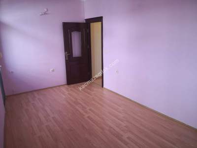 Çarşı Merkez'de 2+1 Kiralık Daire 8