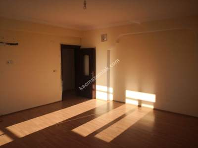 Çarşı Merkez'de 2+1 Kiralık Daire 1