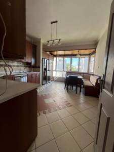 Aydınevler Mahallesi 3+1 Kısmi Eşyalı Geniş Daire 3