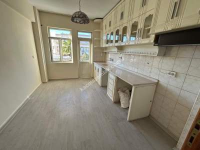 Manavgat Bahçelievler Mahallesinde Kiralık Daire 1