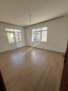 Manavgat Emek Mahallesinde 2+1 Kiralık Daire 2