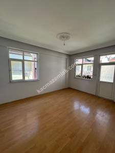 Manavgat Kavaklı'da Merkezi Konumda Kiralık 2+1 Daire 2