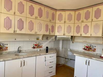 Kaçmaz Emlak'tan Sarılarda 3+1 Kiralık 5