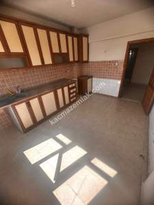 Manavgat Side Mahallesinde 2+1 Kiralık Daire 1