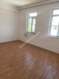 Kaçmaz Emlak'tan Yayla Mahallesi 2+1 Kiralık 5