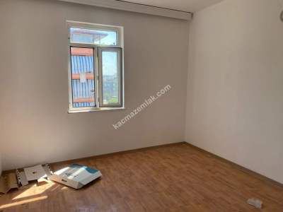 Kaçmaz Emlak'tan Yayla Mahallesi 2+1 Kiralık 8