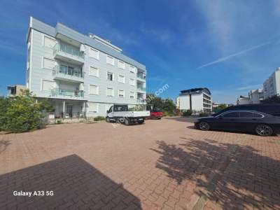 Antalya Muratpaşa Güzeloba'da 2+1 Eşyalı Kiralık Daire 1