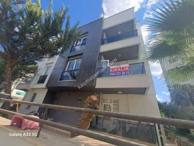 Antalya Muratpaşa Güzeloba'da 2+1 Kiralık Daire 2