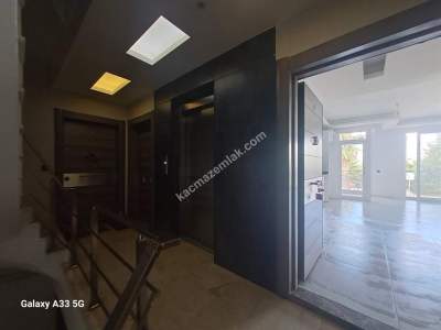 Antalya Muratpaşa Güzeloba'da 2+1 Kiralık Daire 19