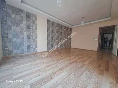 Antalya Muratpaşa Güzeloba'da 2+1 Kiralık Daire 26