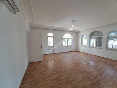 Güzeloba'da Bahçeli 4+1 Doğalgazlıklimalı Kiralık Dair 31