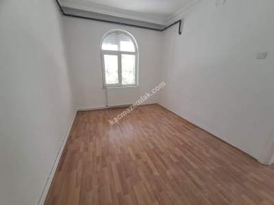 Güzeloba'da Bahçeli 4+1 Doğalgazlıklimalı Kiralık Dair 16