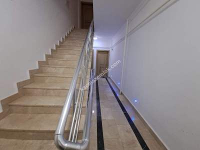 Antalya Güzeloba'da Doğalgazlı 3+1 Kiralık Daire 20