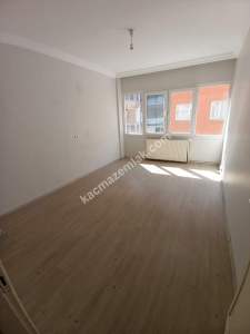 Aydın Cumhuriyet Mah 4+1 Doğalgazlı Ara Kat Kiralık 21