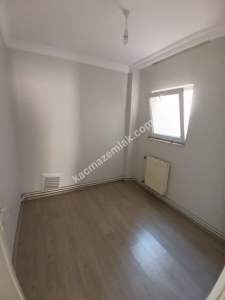 Aydın Cumhuriyet Mah 4+1 Doğalgazlı Ara Kat Kiralık 17