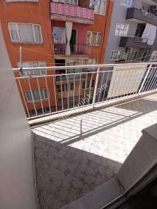 Aydın Cumhuriyet Mah 4+1 Doğalgazlı Ara Kat Kiralık 24