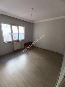 Aydın Cumhuriyet Mah 4+1 Doğalgazlı Ara Kat Kiralık 12