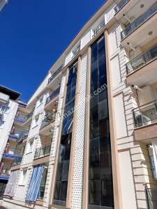 Aydın Cumhuriyet Mah 2+1 Ara Kat Kiralık 1