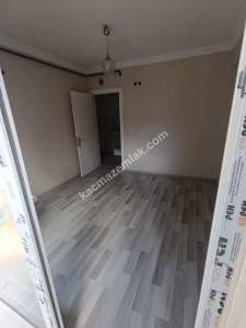 Aydın Cumhuriyet Mah 2+1 Ara Kat Kiralık 22