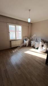 Aydın Fatih Mah 3+1 Site İçerisinde Ara Kat Kiralık 33