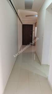 Aydın Fatih Mah 3+1 Site İçerisinde Ara Kat Kiralık 35